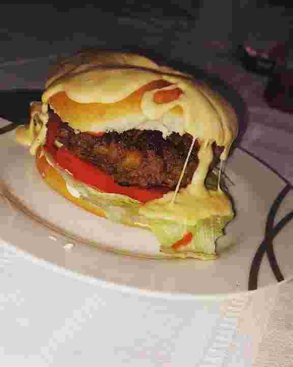 Hamburguesa Volcán